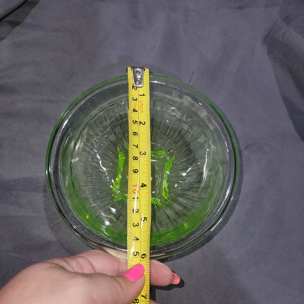 Vtg Green Vaseline Uranium Glass Turned Rim Ribbed 6 in Mixing Bowl Nesting